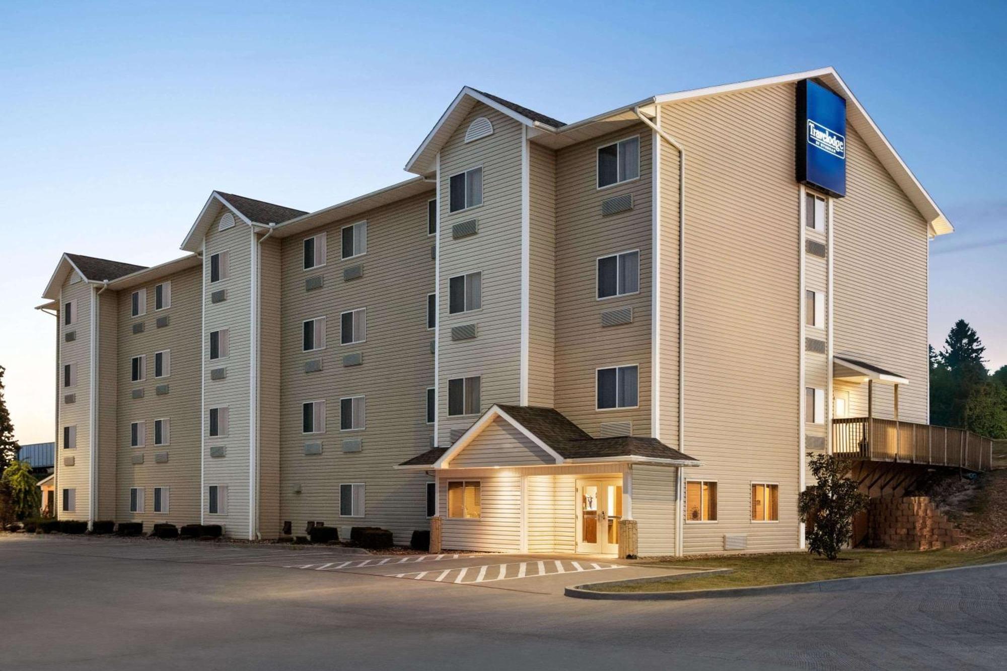 Travelodge By Wyndham Mcalester Exterior photo